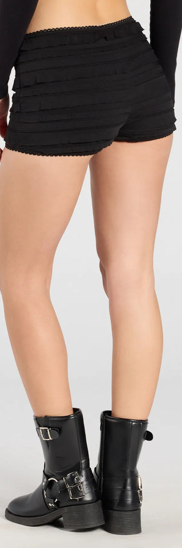Designed for campus outfits, sleek workwear, and on-the-go moments, the Flirty Vibes Ruffled Knit Hot Shorts are trendy black bottoms for women bringing effortless fall versatility.