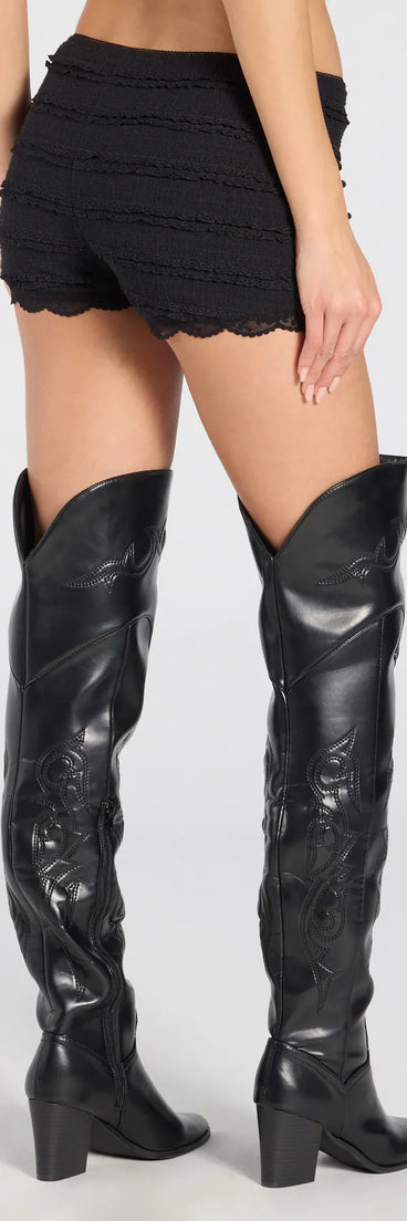 Designed for campus outfits, sleek workwear, and on-the-go moments, the Cuter Than Ever Lace Ruffle Shorts are trendy black bottoms for women bringing effortless fall versatility.