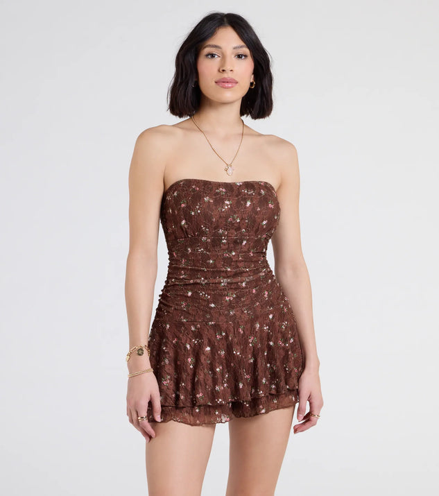 Pair the Smell The Roses Strapless Floral Lace Romper with your favorite sandals or sneakers for effortless warm-weather looks with on-trend brown rompers that speak your style.