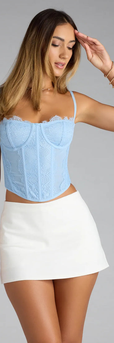 Designed for campus outfits, sleek workwear, and on-the-go moments, the Looking Like A Dream High-Rise Ponte Skort is a trendy ivory bottom for women bringing effortless fall versatility.