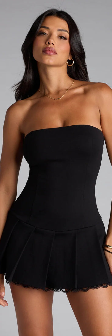 The Too Cute to Pleat Strapless Romper is your new go-to black dress—effortless, versatile, and made to update your fall style in seconds.