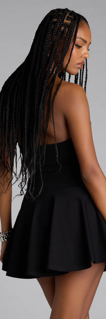 Designed for campus outfits, sleek workwear, and on-the-go moments, the Hotter Than A Rodeo Strapless Romper is a trendy black bottom for women bringing effortless fall versatility.