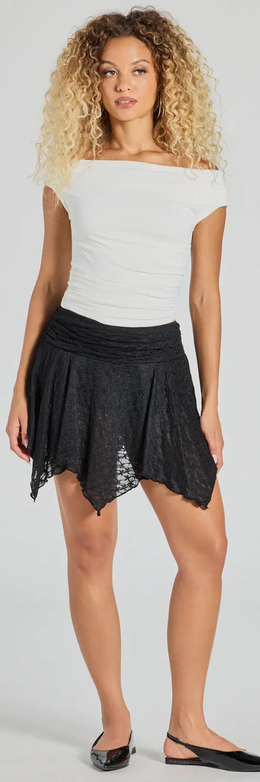 
Upgrade your style game for 2025 with the Coolest Deets Wrap-Front Denim Cargo Skort in black, perfect for any fashion-forward wardrobe.