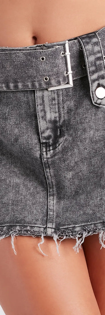 Cool-Girl Era Belted Denim Mini Skirt