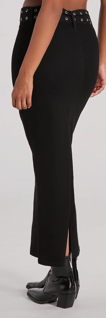 The Exceptionally Cool High-Rise Belted Denim Maxi Skirt is a trendy women's bottom in black, designed with modern details and alluring textures to complete chic outfits for 2025.
