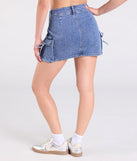 Perfect for weekend hangs, late-night pics, and everything in between, the A Vibe Mid-Rise Cargo Denim Mini Skirt in medium denim wash brings that cool-girl vibe to any fit check.
