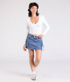 The A Vibe Mid-Rise Cargo Denim Mini Skirt in medium denim wash brings edge and energy to your vibe, ready to elevate any festival look or concert outfit.
