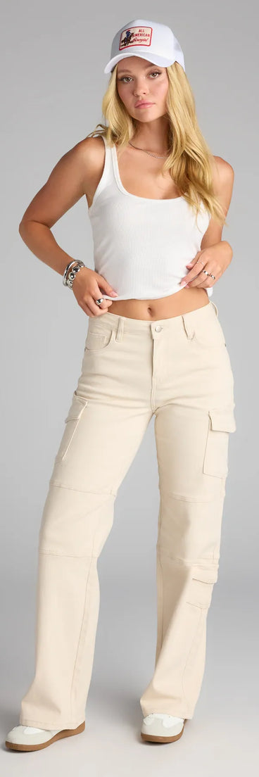 Style up your rotation with the Catch Me In Cargo Mid-Rise Straight-Leg Jeans, trendy beige jeans made to anchor every outfit with attitude and ease.