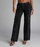 Designed for campus outfits, sleek workwear, and on-the-go moments, the Dial Up Drama Mid-Rise Lace Up Denim Jeans are trendy black bottoms for women bringing effortless fall versatility.