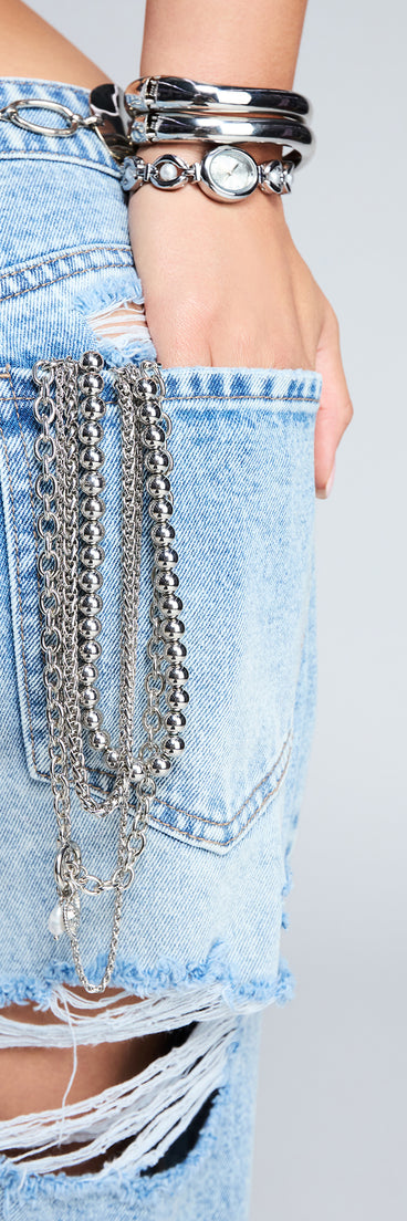 This piece brings trend-right energy to the Casual Chaos Mid-Rise Wide Leg Denim Jeans, perfect for fall outfits that stand out.