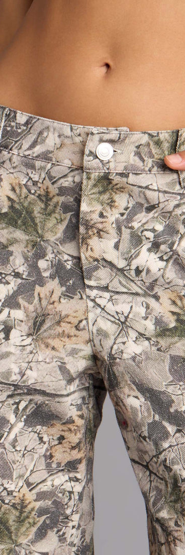 Off Duty Mid-Rise Camouflage Denim Jeans