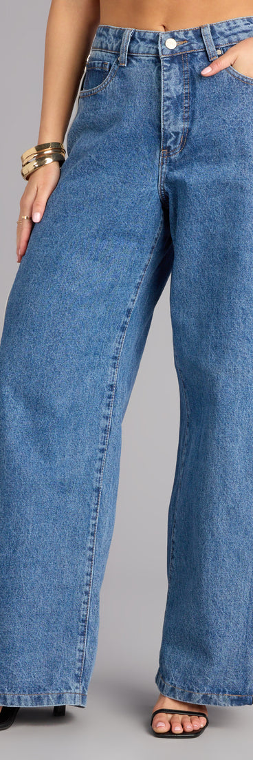 This medium denim wash piece brings trend-right energy to the Street Circuit High-Rise Wide Leg Denim Jeans, perfect for fall outfits that stand out.