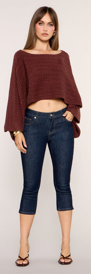 Short Story Dark Wash Denim Capri Pants