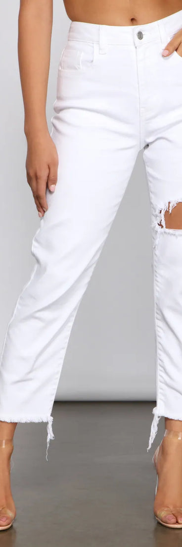 High-Rise Destructed And Frayed Mom Jeans