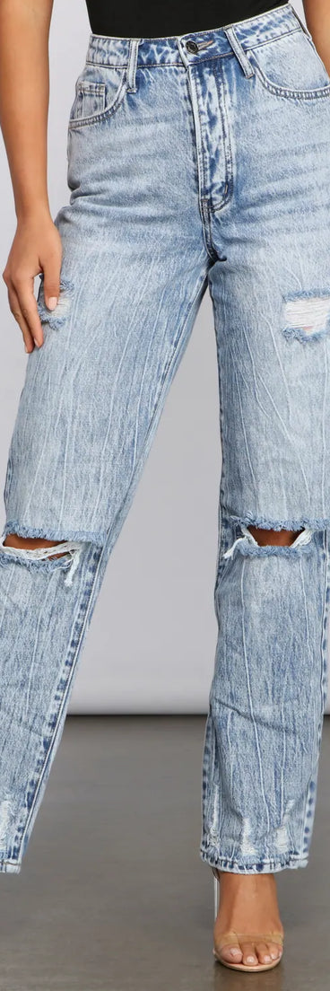 Effortless And Edgy Boyfriend Jeans