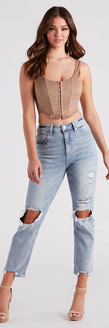 The High-Rise Straight Cropped Jeans by Windsor Denim is a trendy women's bottom in medium denim wash, designed with modern details and alluring textures to complete chic outfits for 2025.