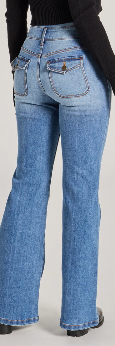 The So Extra High-Rise Flared Wide-Leg Denim Jeans is a trendy women's bottom in medium denim wash, designed with modern details and alluring textures to complete chic outfits for 2025.