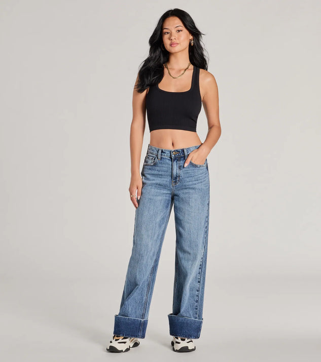 
Upgrade your style game for 2025 with the Hot Shot High-Rise Wide-Leg Denim Jeans, perfect for any fashion-forward wardrobe.
