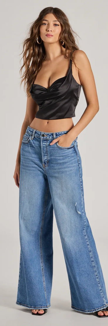 
Upgrade your style game for 2025 with the Chic Wonder Mid-Rise Wide-Leg Denim Jeans in black, perfect for any fashion-forward wardrobe.