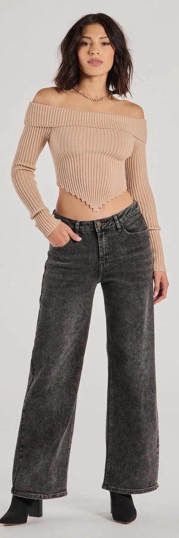 
Upgrade your style game for 2025 with the With Confidence High-Rise Straight-Leg Crepe Pants in ivory, perfect for any fashion-forward wardrobe.