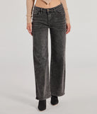 Create bold, fashion-forward looks for spring or summer with the Chic Wonder Mid-Rise Wide-Leg Denim Jeans in black, a must-have piece from Windsor’s collection of stylish bottoms for women.