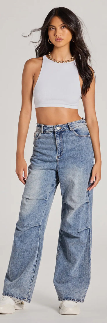 The Stylish Journey High-Rise Straight-Leg Denim Jeans is a pair of stylish women's denim pants, perfect for creating easy winter outfits, from casual days to holiday gatherings.