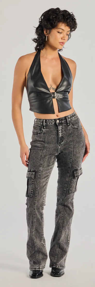 The Bold High-Rise Acid Wash Cargo Jeans is a trendy women's bottom in black, designed with modern details and alluring textures to complete chic outfits for 2025.
