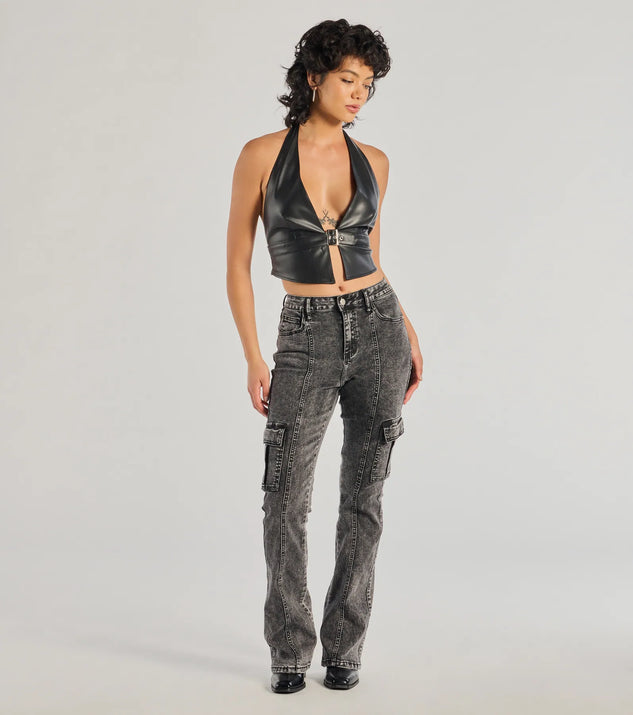 The Bold High-Rise Acid Wash Cargo Jeans is a trendy women's bottom in black, designed with modern details and alluring textures to complete chic outfits for 2025.