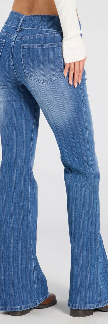 Elevate summer looks with the All Time Cute Mid-Rise Belted Flare Denim Jeans, a sleek pair of dark denim wash jeans designed for comfort, shape, and style.