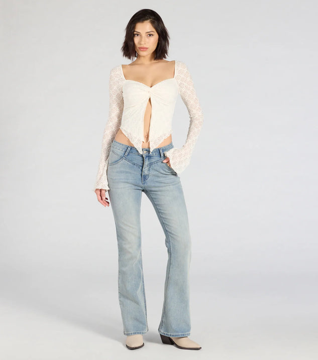 Pair the Vibe Check High-Rise Flare Denim Jeans with your favorite crop or bodysuit for effortless warm-weather looks with on-trend light blue jeans that speak your style.