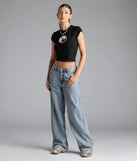 Pair the On Trend Mid-Rise Wide-Leg Denim Jeans with your favorite crop or bodysuit for effortless warm-weather looks with on-trend light blue jeans that speak your style.