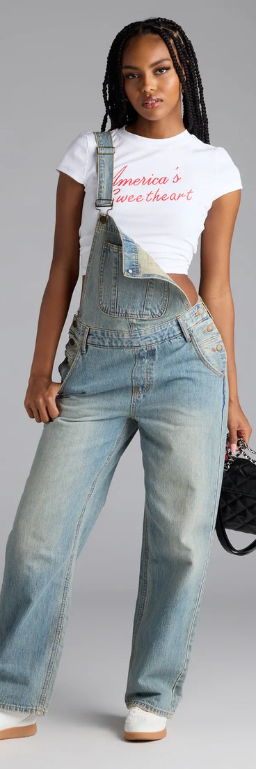 Designed for campus outfits, sleek workwear, and on-the-go moments, the Casual Babe Tinted Denim Overalls are trendy medium denim wash bottoms for women bringing effortless fall versatility.