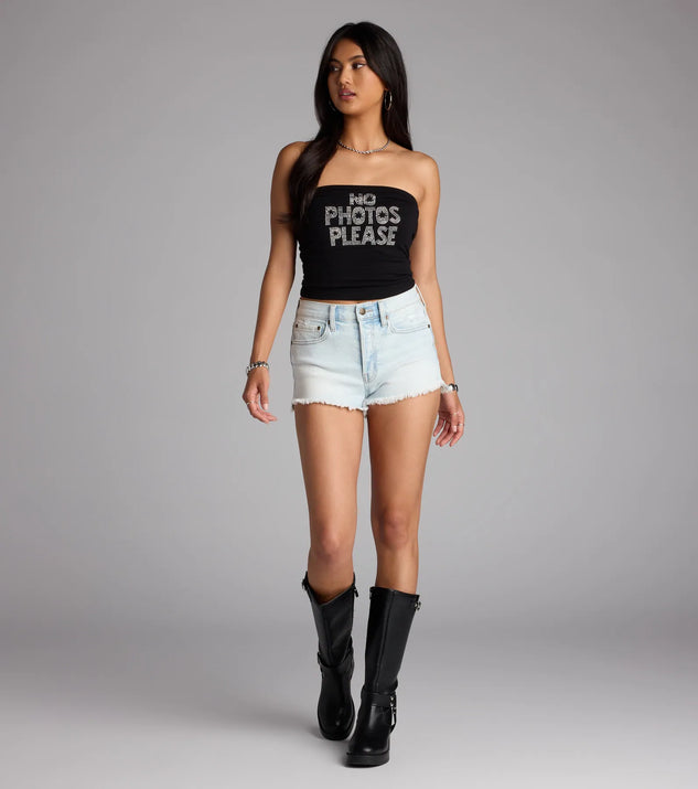 Designed for campus outfits, sleek workwear, and on-the-go moments, the Cut to Chill High-Rise Denim Shorts are trendy light blue bottoms for women bringing effortless fall versatility.