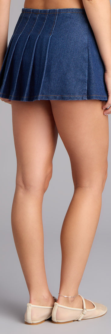 Make every fall outfit feel fresh with the Wrapped Up Cute Denim Pleated Skort, a denim skirt that nails casual cool.