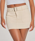 The denim wash and trendy design of the Casual Slay Mid Rise Belted Denim Skort is a chic spring piece for any wardrobe, versatile for everyday wear.