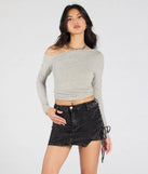 Create bold, fashion-forward looks for summer with the Always Cool Ruched Denim Mini Skort in black, a must-have piece from Windsor’s collection of stylish bottoms for women.