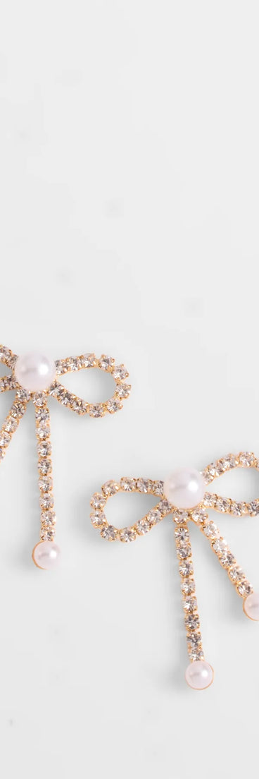 Get inspired with the Perfect Glamour Faux Pearl Rhinestone Bow Earrings, a feed-worthy gold piece that’s part of Windsor's updated and curated women’s clothing edit packed with must-have fall outfit ideas.