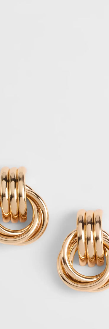 Get inspired with the Statement Layered Hoop Earrings, a feed-worthy gold piece that’s part of Windsor's updated and curated women’s clothing edit packed with must-have fall outfit ideas.