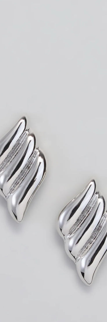 Chic Wonders Ribbed Wave Earrings