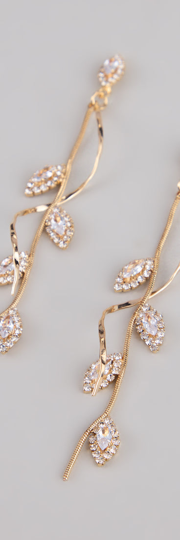 Get inspired with the Elegant Nature Rhinestone Leaf Twist Earrings, a feed-worthy piece that’s part of Windsor's updated and curated women’s clothing edit packed with must-have fall outfit ideas.