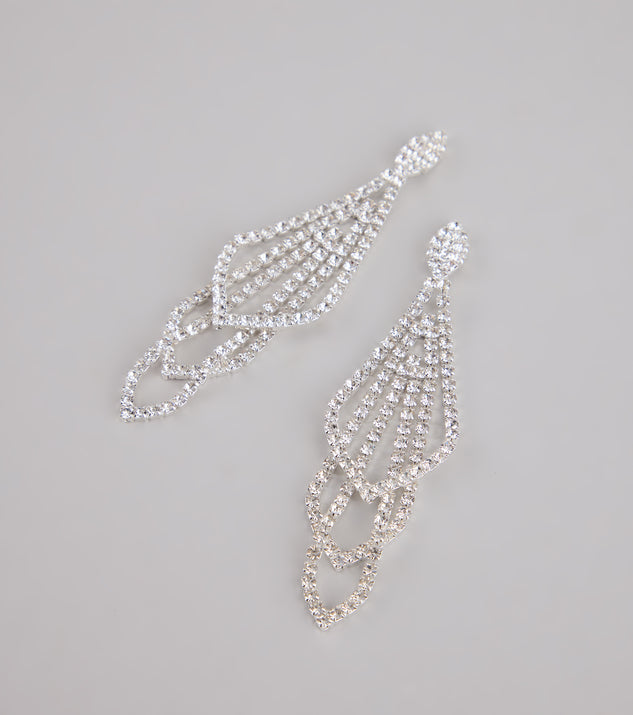 Get inspired with the Glitzy Drama Rhinestone Chandelier Earrings, a feed-worthy piece that’s part of Windsor's updated and curated women’s clothing edit packed with must-have fall outfit ideas.