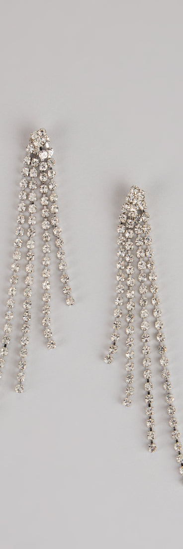 Style your vibe in seconds with the Rhinestone Drip Fringe Earrings in silver, a fashion accessories essential that completes any outfit with ease.