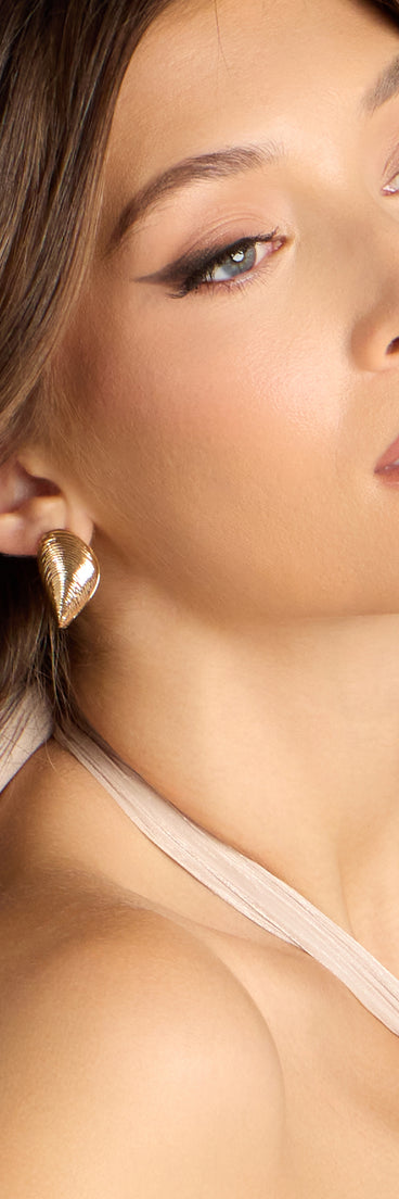 Sea You Soon Huggie Earrings Set