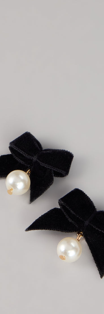 Sweet on You Velvet Bow Pearl Earrings