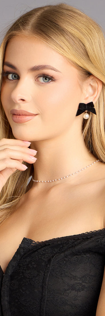 Sweet on You Velvet Bow Pearl Earrings