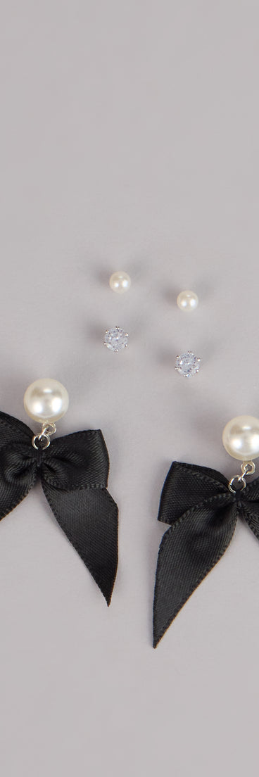 Charmed Details Pearl Bow Stud Earrings Set