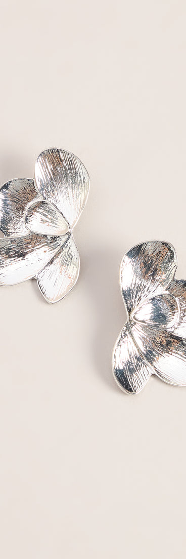Sculpted Bloom Flower Stud Earrings
