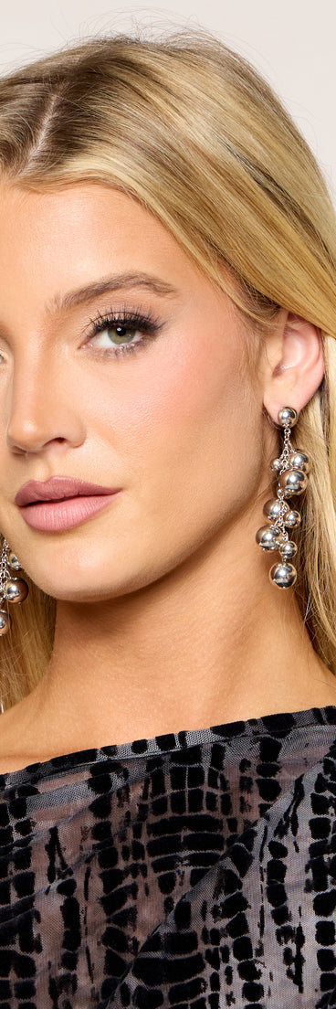 Drop The Hint Ball Chain Earrings