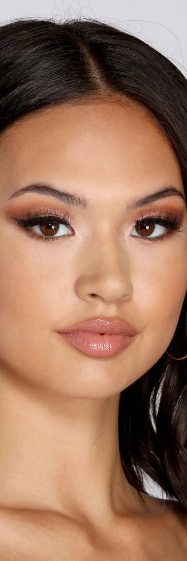 The Tiny & Textured Shimmer Hoops in gold is an elevated pick for your best outfit yet, effortlessly delivering a polished look that's sure to turn heads at any celebration.