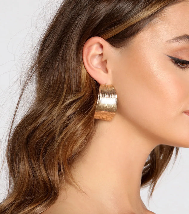 Ahead Of The Curve Stud Earrings